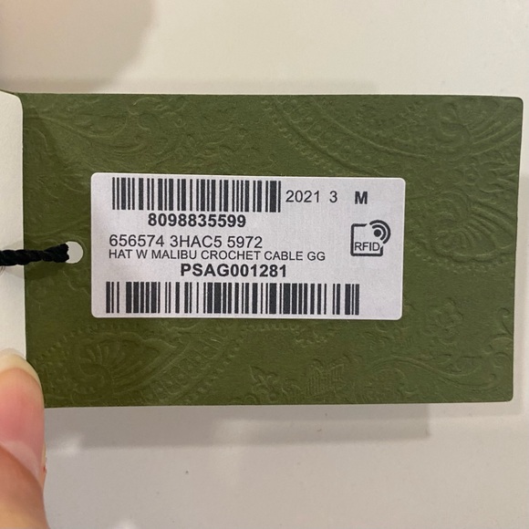 Gucci Beret Crochet Perforated Hat - Picture 14 of 15